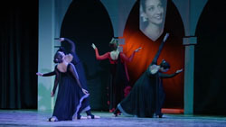 modern dance performance 2007